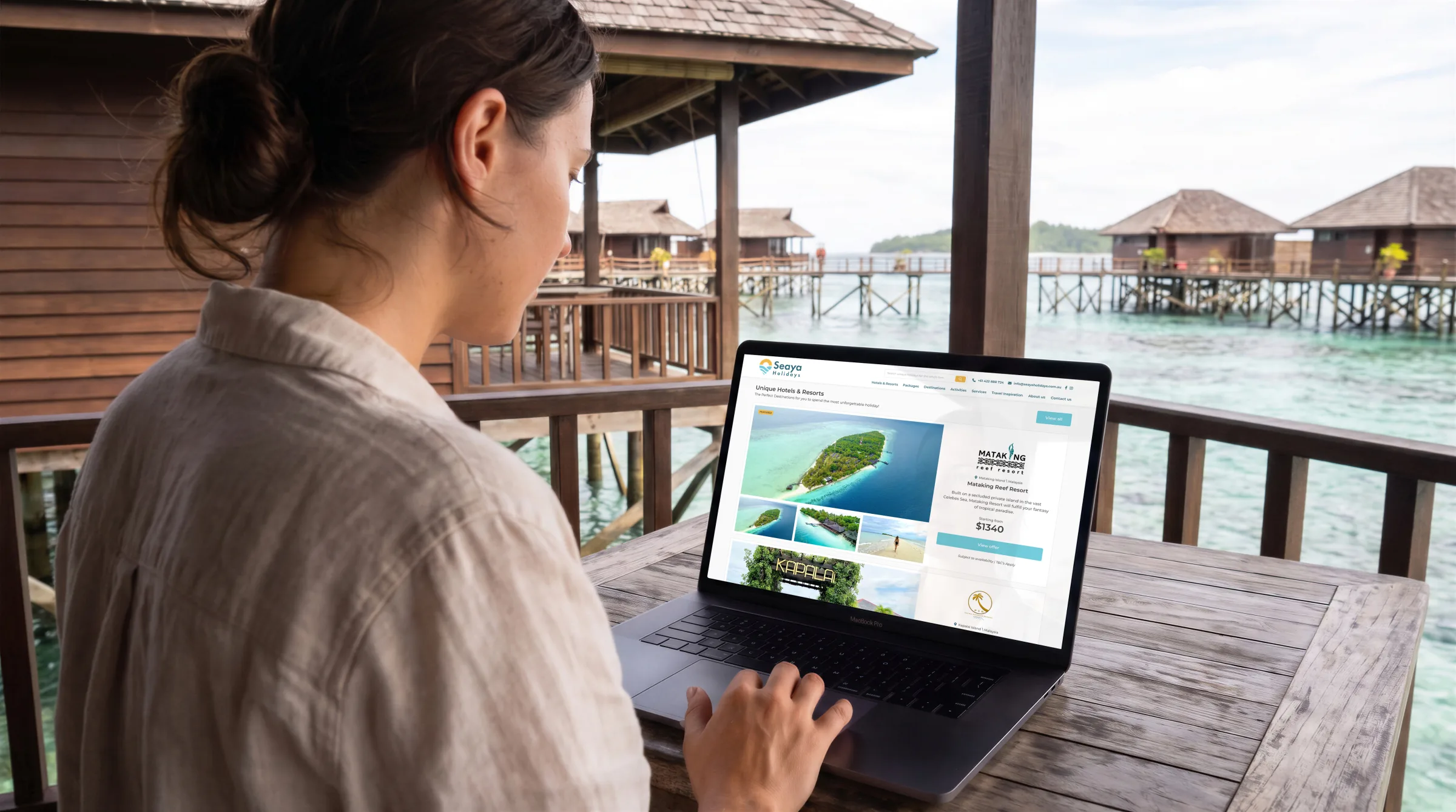 The home page: underwater hero, search row and three blocks of reassurance beneath.